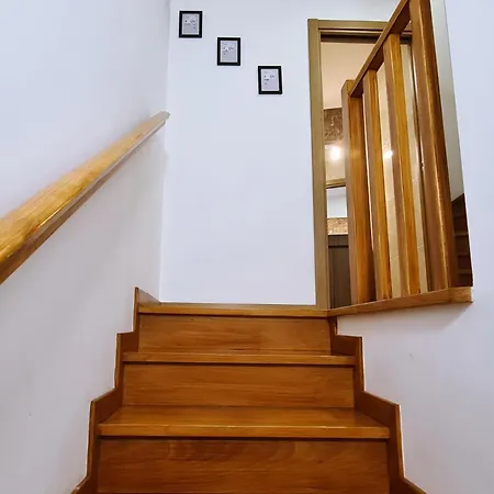 Mr House - Self Check-in