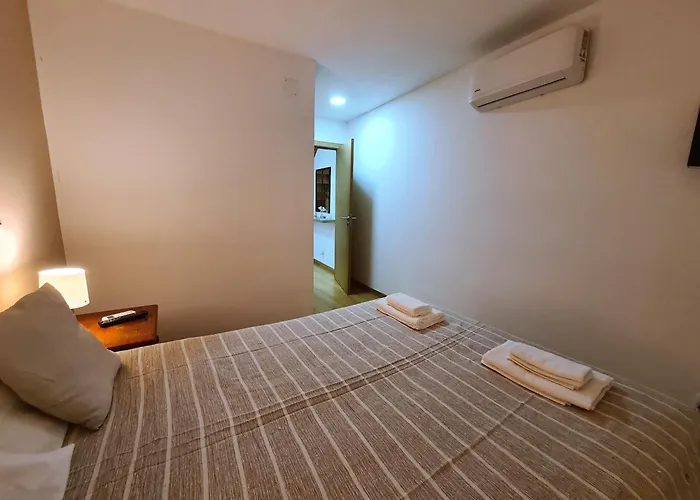 Mr House - Self Check-in